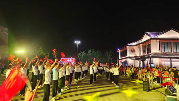 月光所照，皆為家國(guó)——景德鎮(zhèn)大型實(shí)景演出《china》國(guó)慶假期受到觀眾熱捧