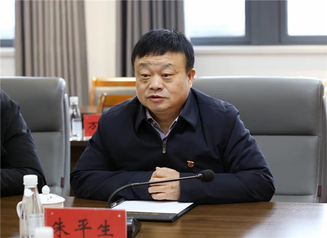 市國資委黨委書記、主任朱平生帶隊走訪慰問城投集團
